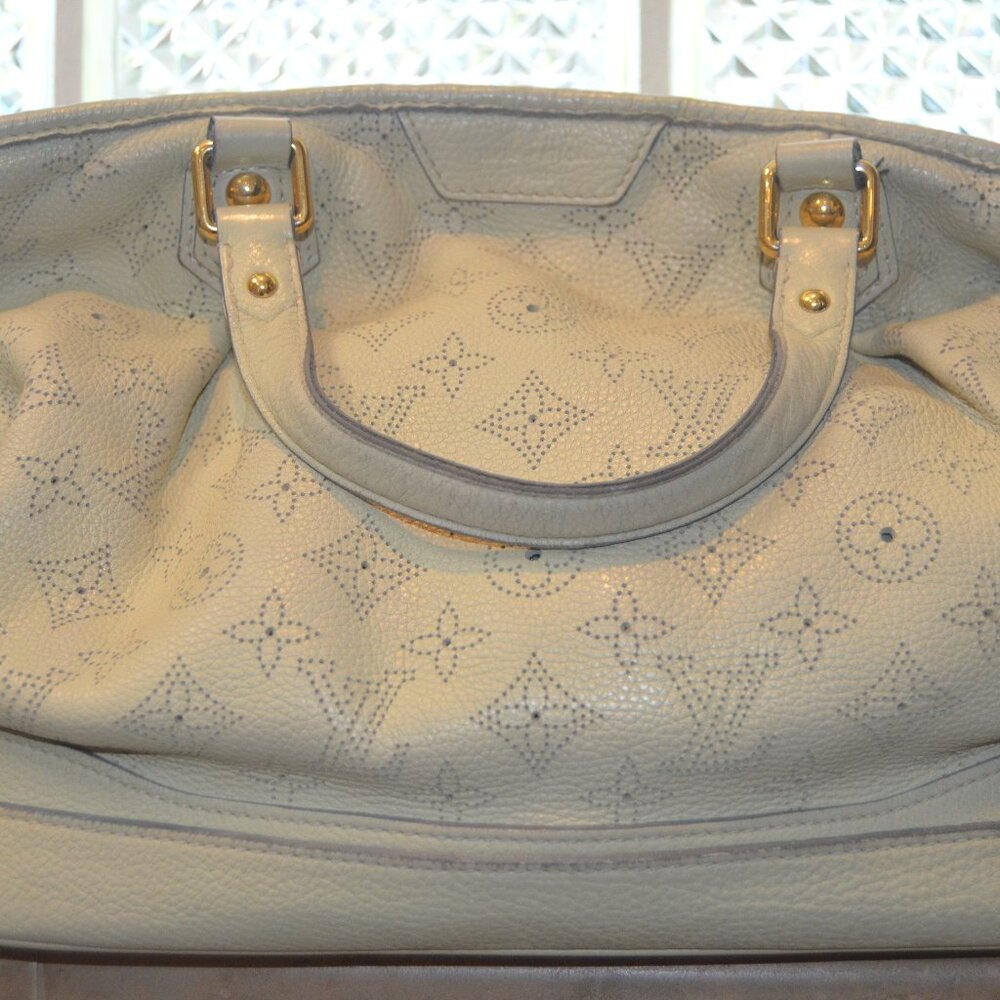 Louis Vuitton Stella Mahina Leather Handbag Monogram Cream/Off White color